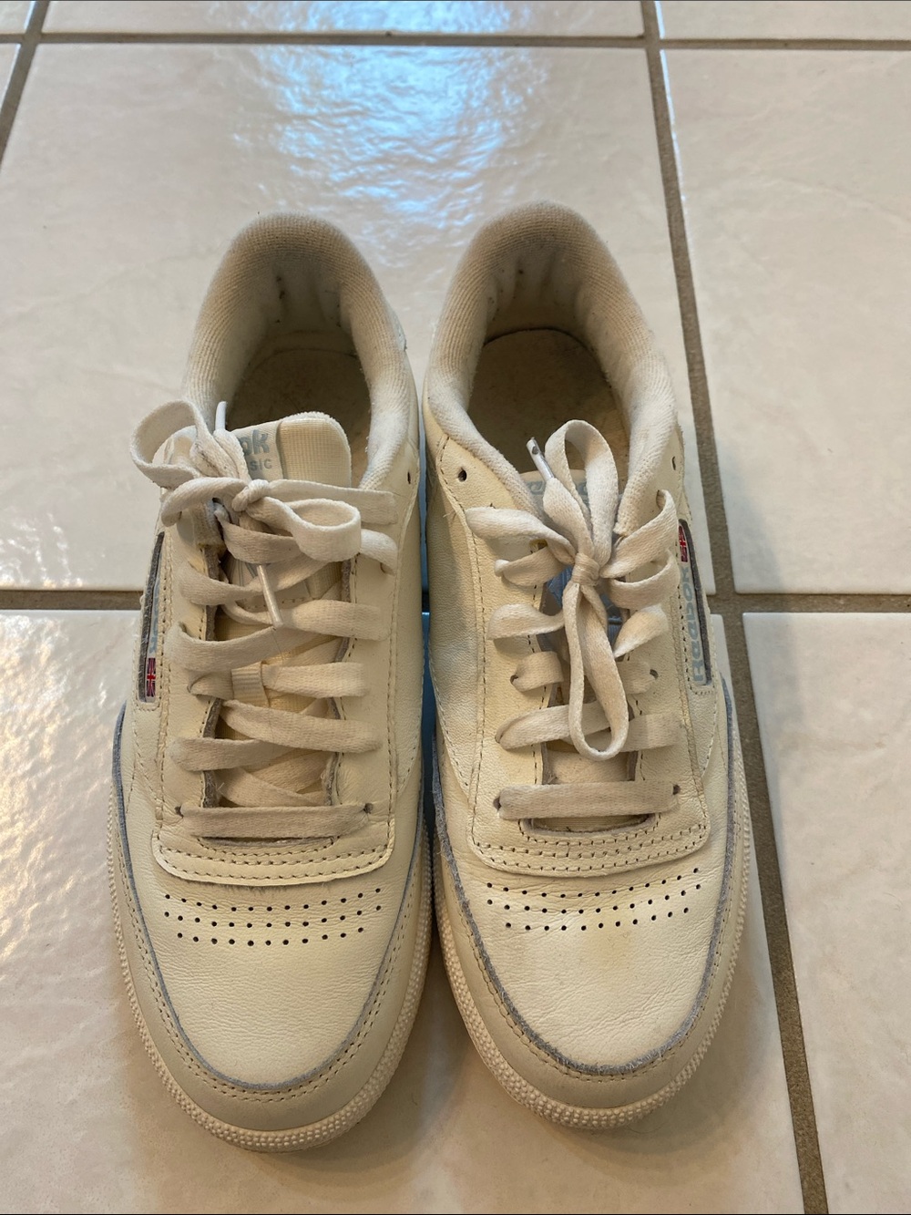 Reebok Classics. 7.5 US